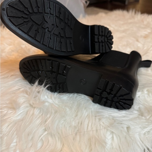 Women’s Chelsea Rain Boots - A New Day - Picture 7 of 9
